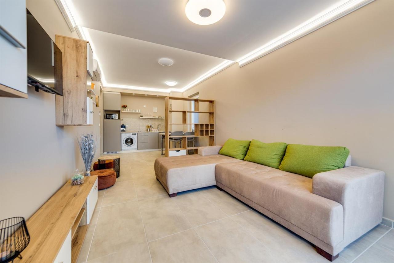 Forest Foeldvar Apartmanok By Bltn Balatonföldvár Екстериор снимка