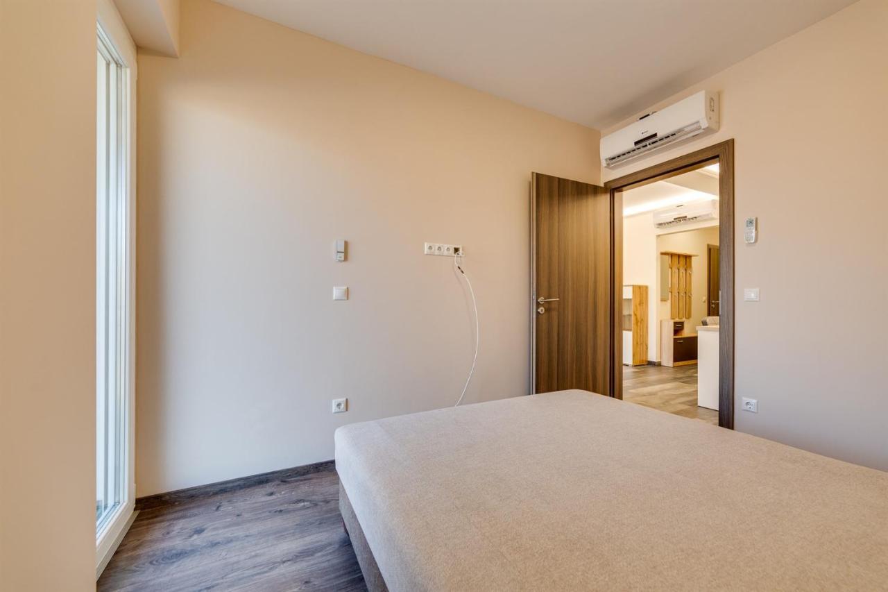 Forest Foeldvar Apartmanok By Bltn Balatonföldvár Екстериор снимка