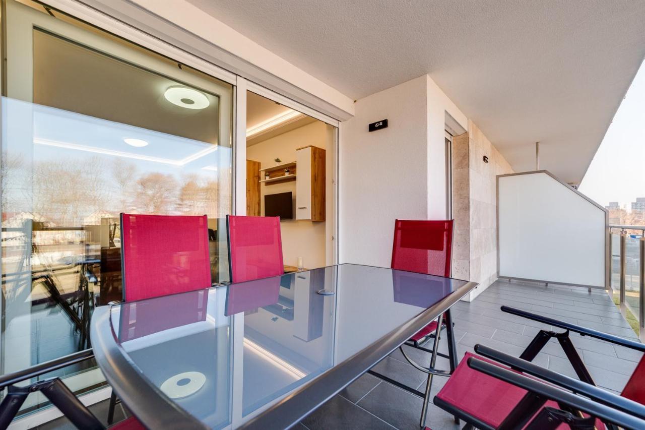 Forest Foeldvar Apartmanok By Bltn Balatonföldvár Екстериор снимка